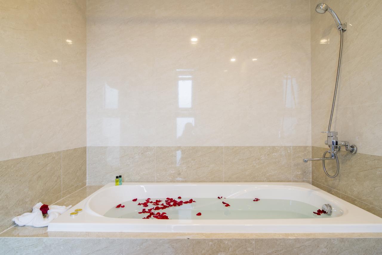 Dana Marina Boutique Hotel Da Nang Eksteriør billede